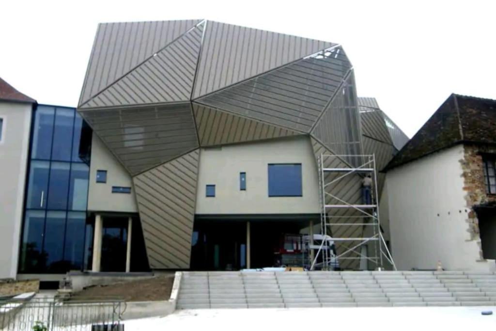 Le Central A - Tout Equipe - Centre-Ville Gare Montlucon Exterior photo